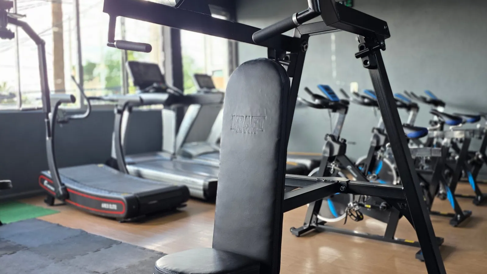 Press de hombro y cardio